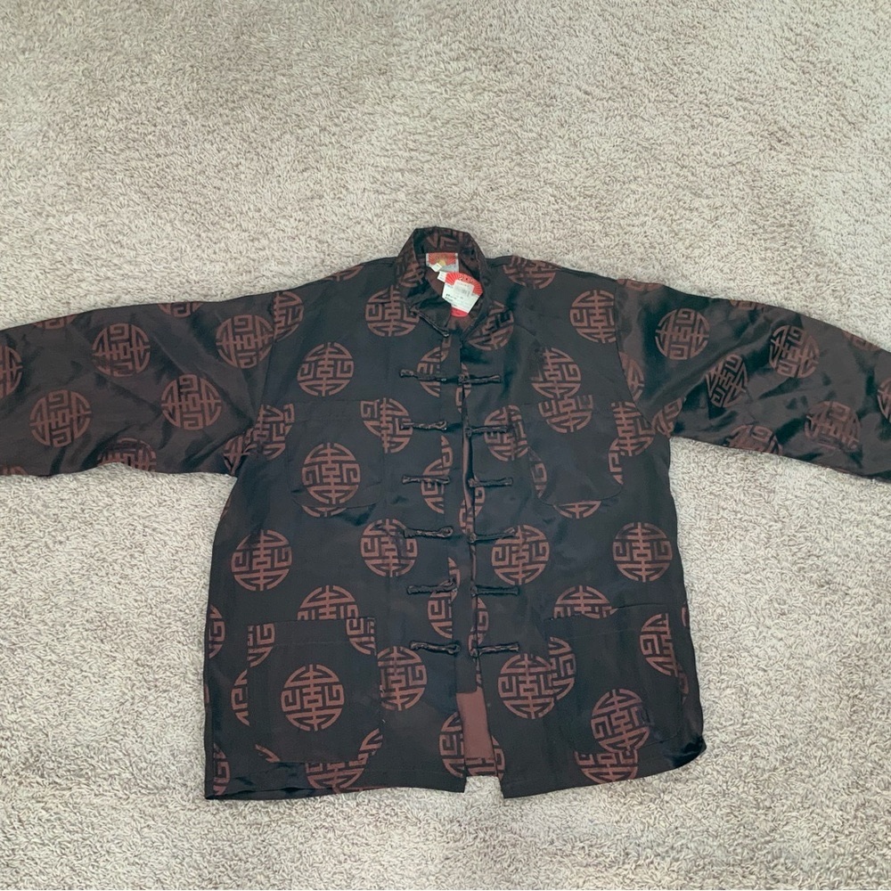 Men’s vintage Kimono top - button down. New with tag and never worn !